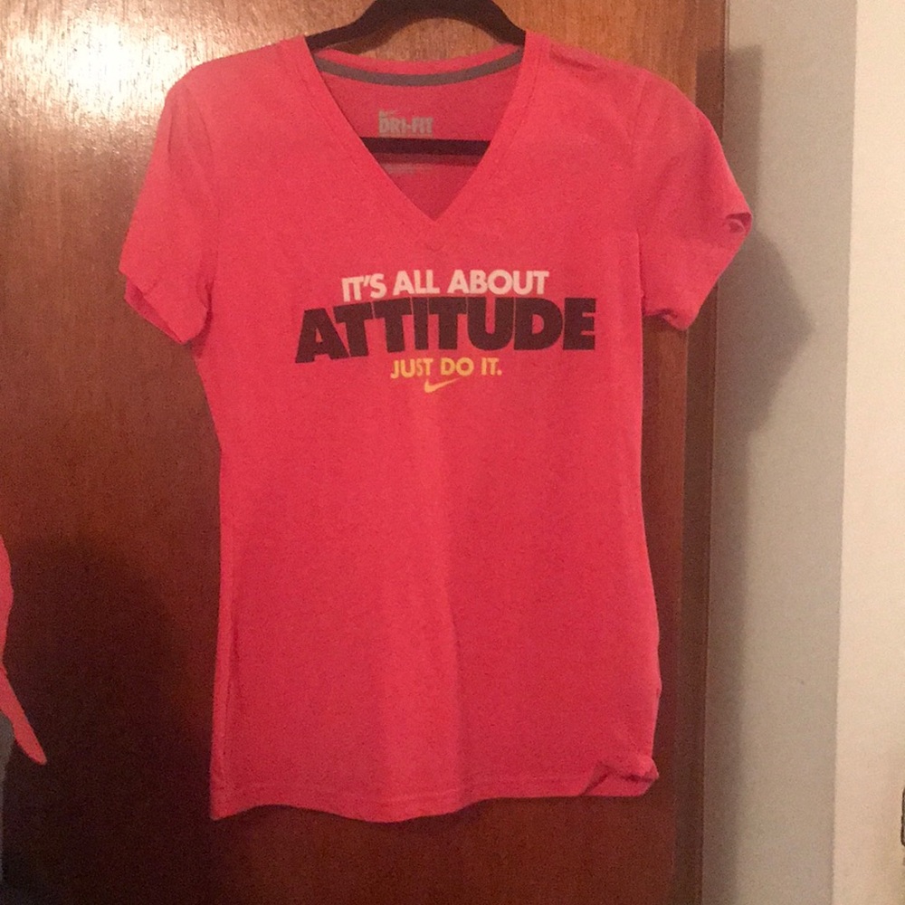 Nike tee shirt